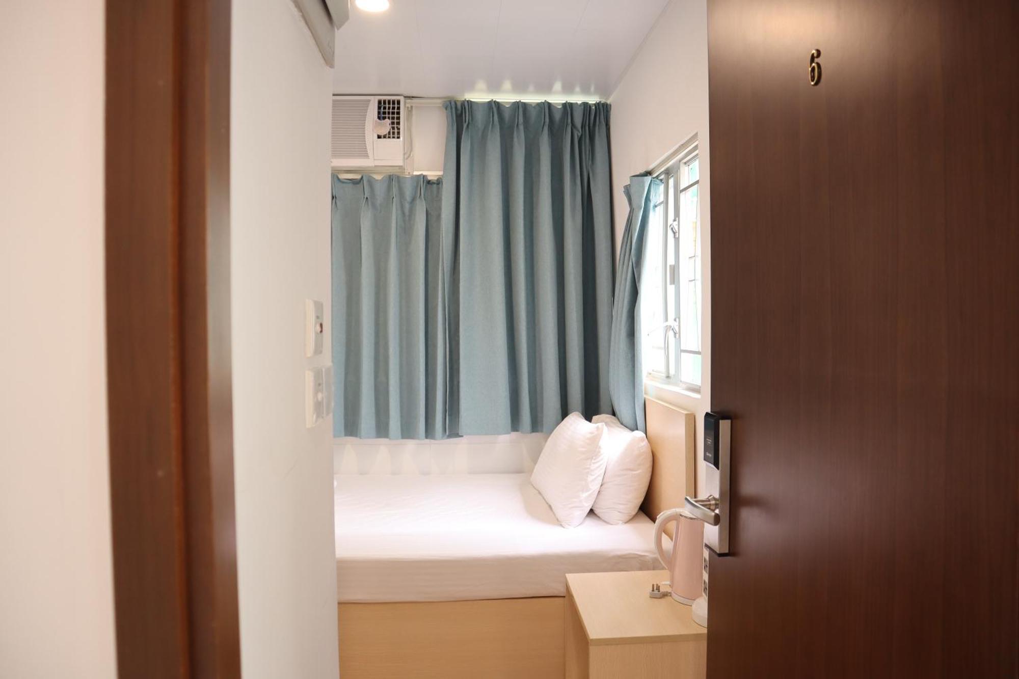 Hoi To Hostel Hong Kong Exterior photo